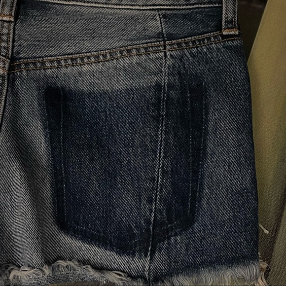- ⭐️Free People-⭐️Jean Shorts Denim Frayed Edges Size 24 NWT! - Picture 12 of 15